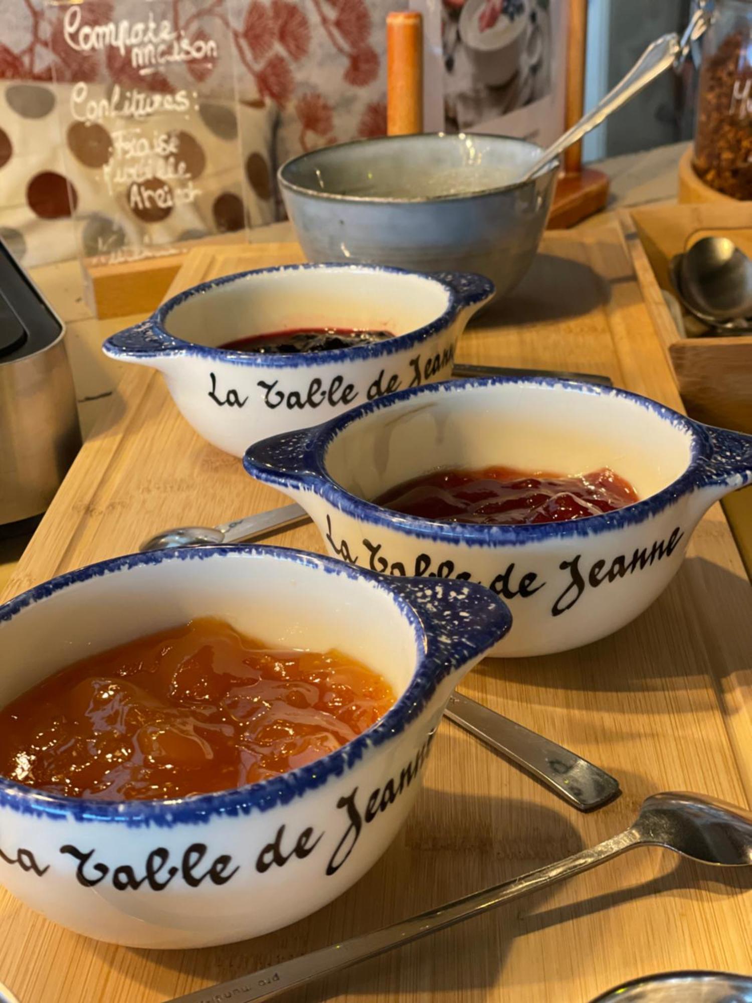 La Table De Jeanne Hotell Erquy Exteriör bild
